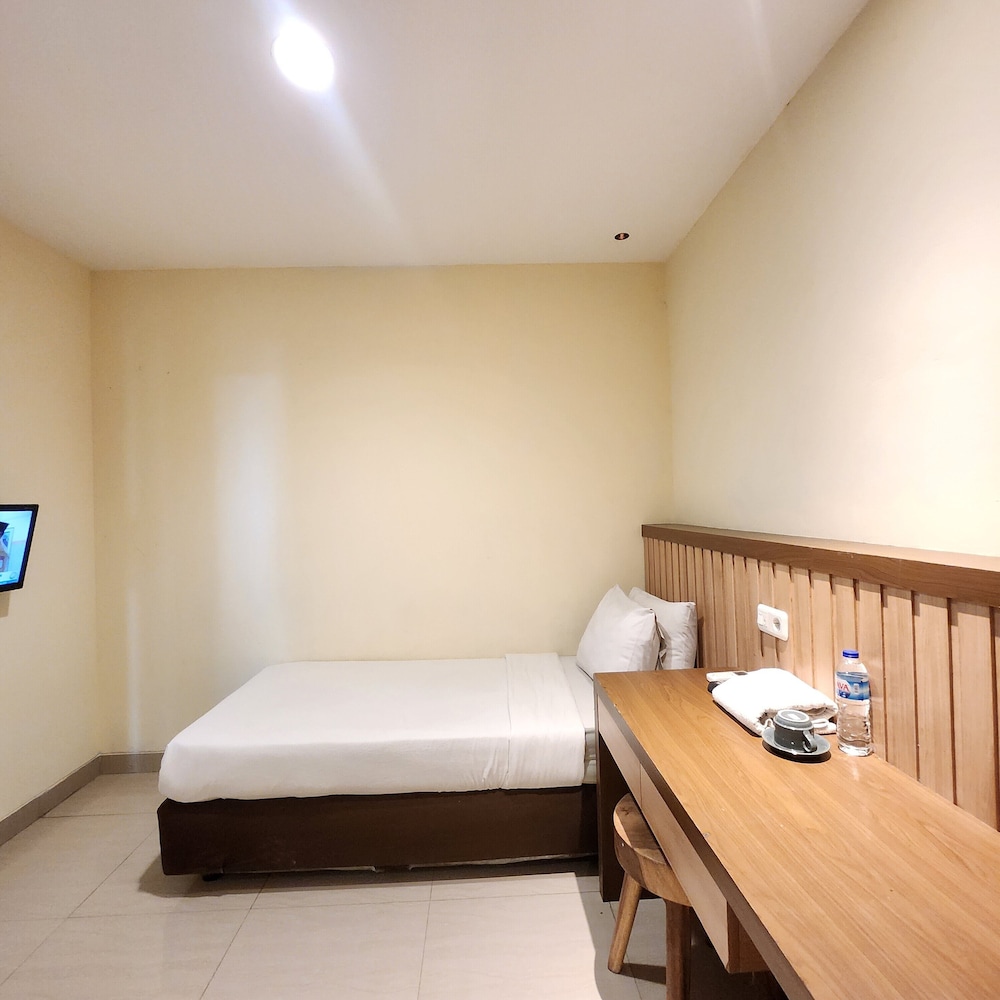 Hotel Pantes Kota Lama Semarang 13/29