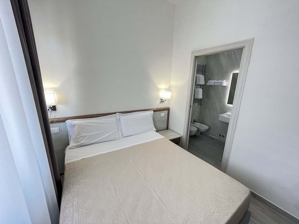 CLASSIC, DOUBLE BED