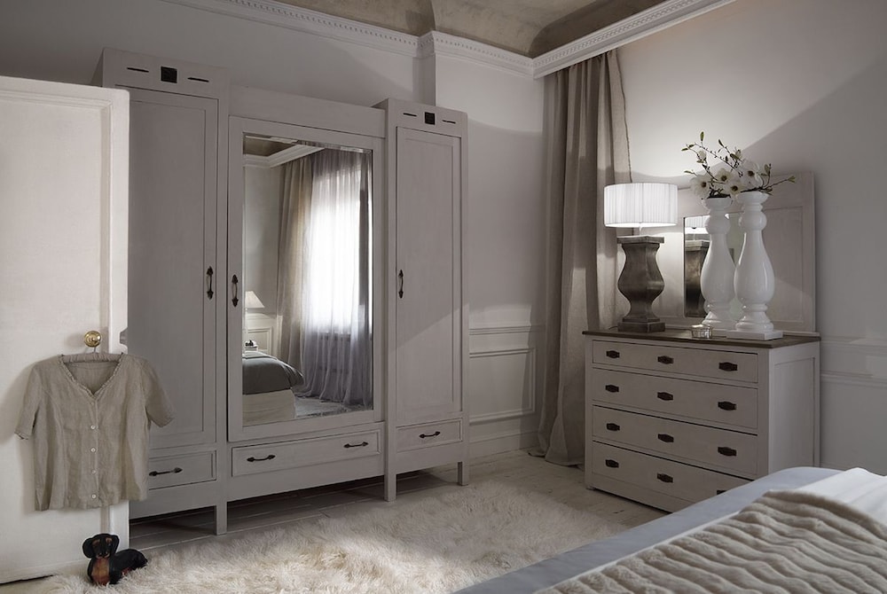 White Home 28/28