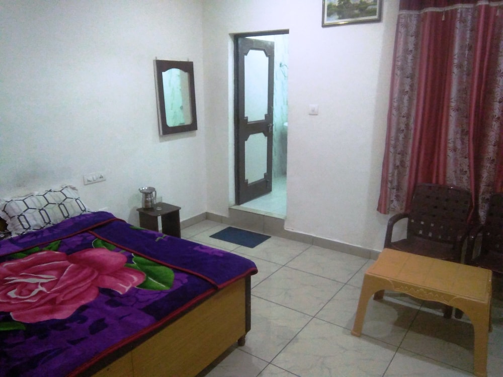 Hotel Royal Taj 20/28
