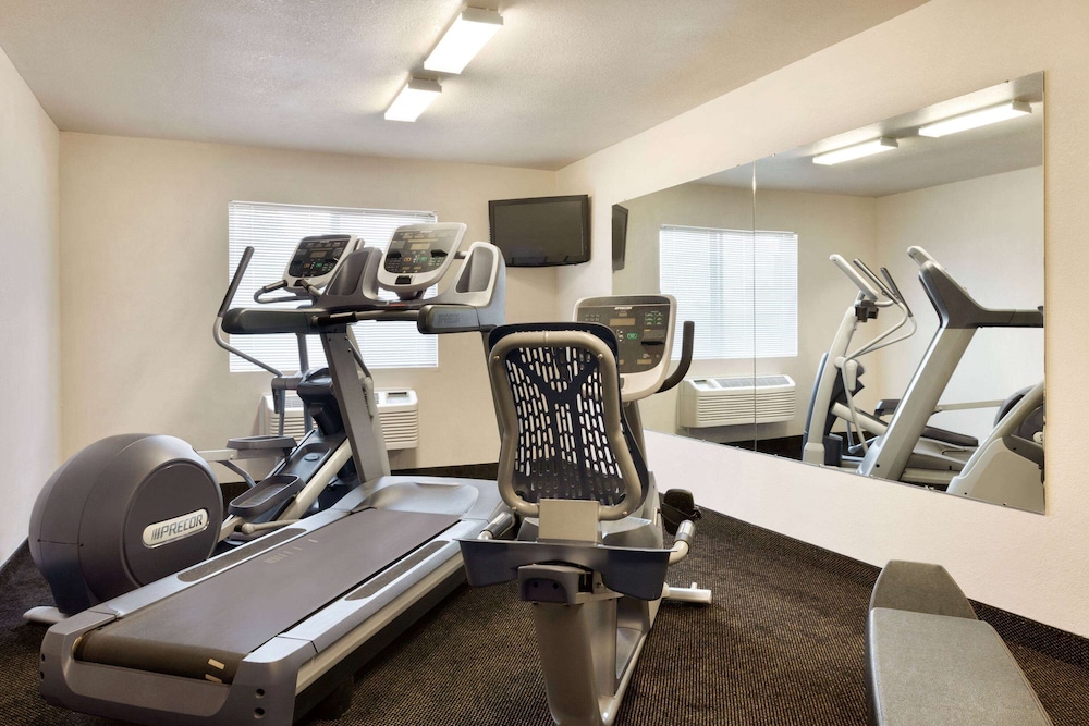 Travelodge by Wyndham Jefferson City 12/19
