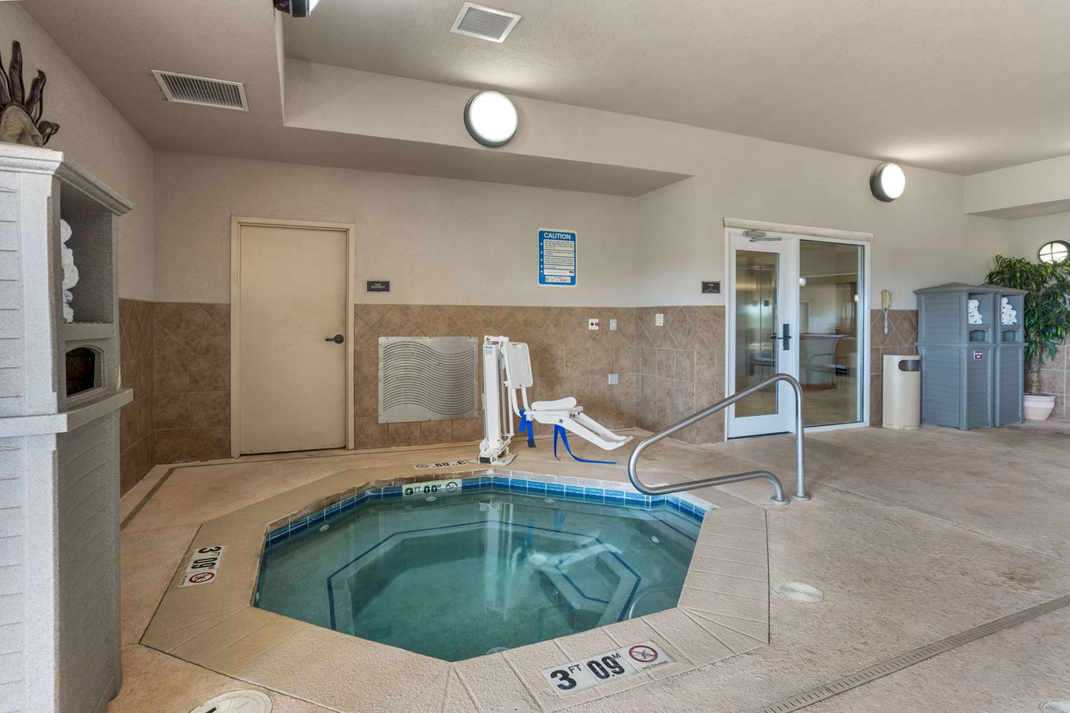 Best Western Plus Capital Inn 19/48