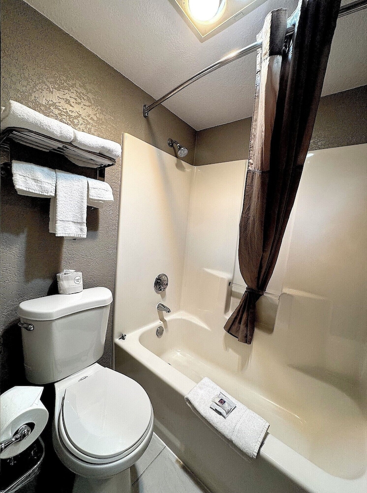 Motel6 Eau Claire, WI 41/49