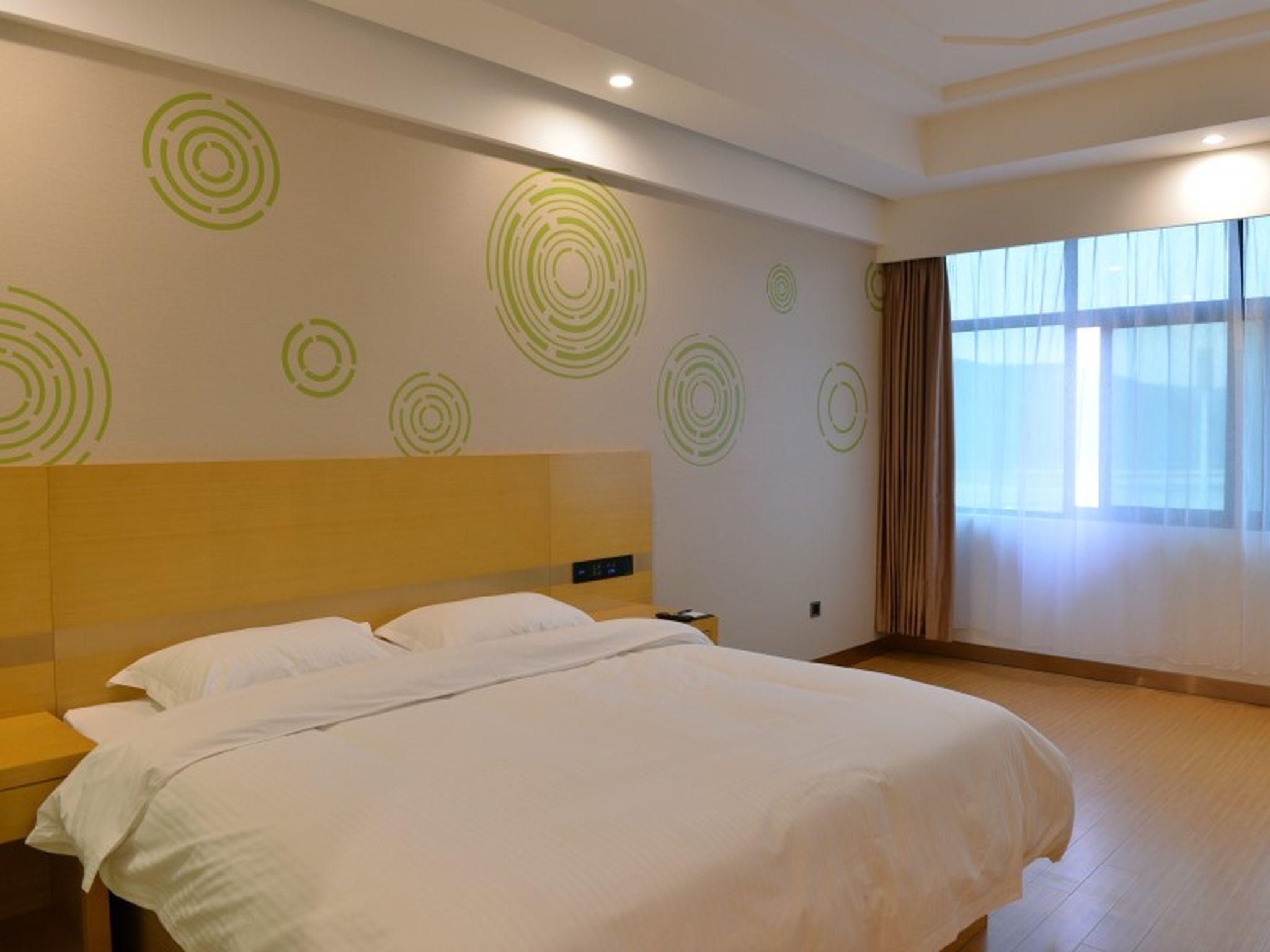 Room at GreenTree Inn Luoyang Ruyang County Dujuan Avenue Hotel, LUOYANG