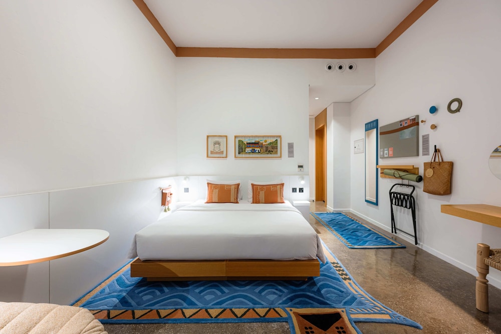 غرفة بسرير كينج بشرفة، Shada Hotel Dubai 6/10