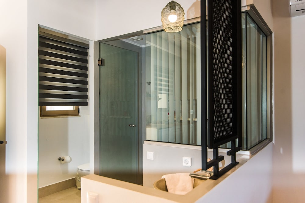 Sarpidon Apartments 46/47