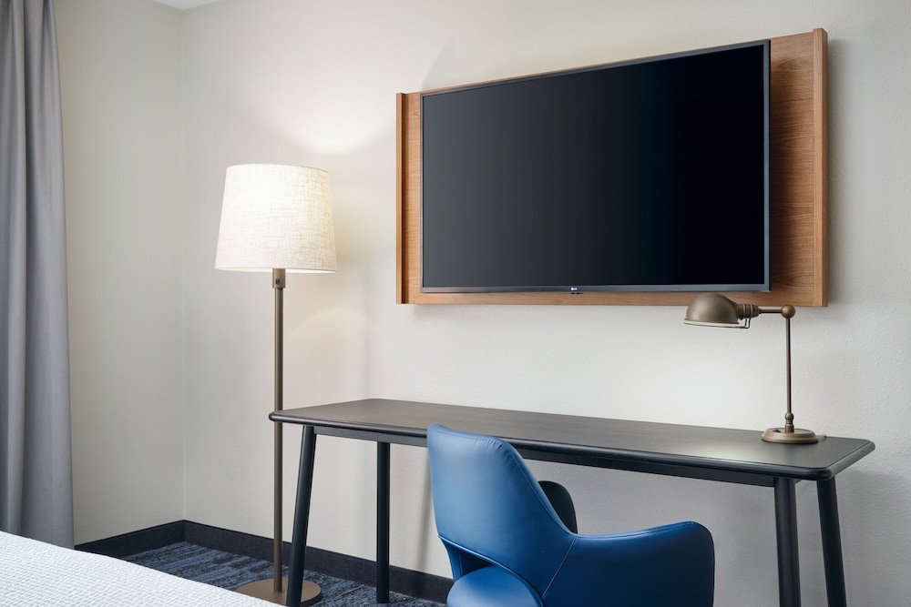 Fairfield Inn Suites Auburn Opelika 14/44