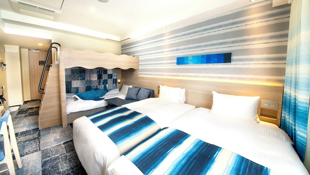 غرفة عائلية بسريرين منفصلين وسرير بطابقين، Hotel Torifito Naha Asahibashi 4/10