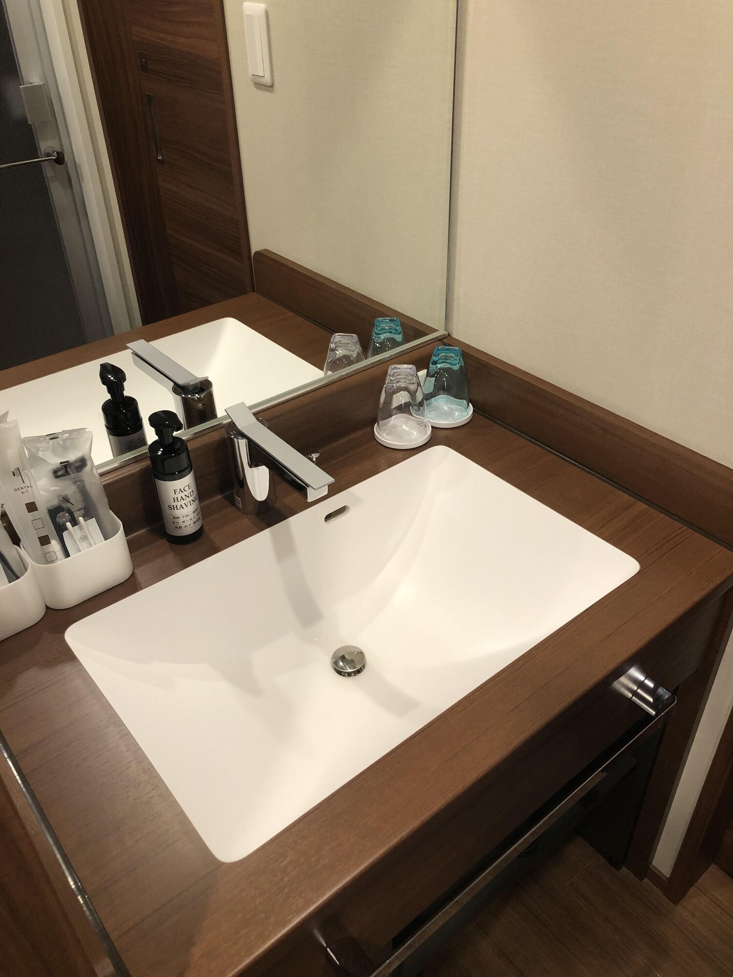 غرفة قياسية بفرشتي فوتون، Hotel Meldia Osaka Higobashi 8/10