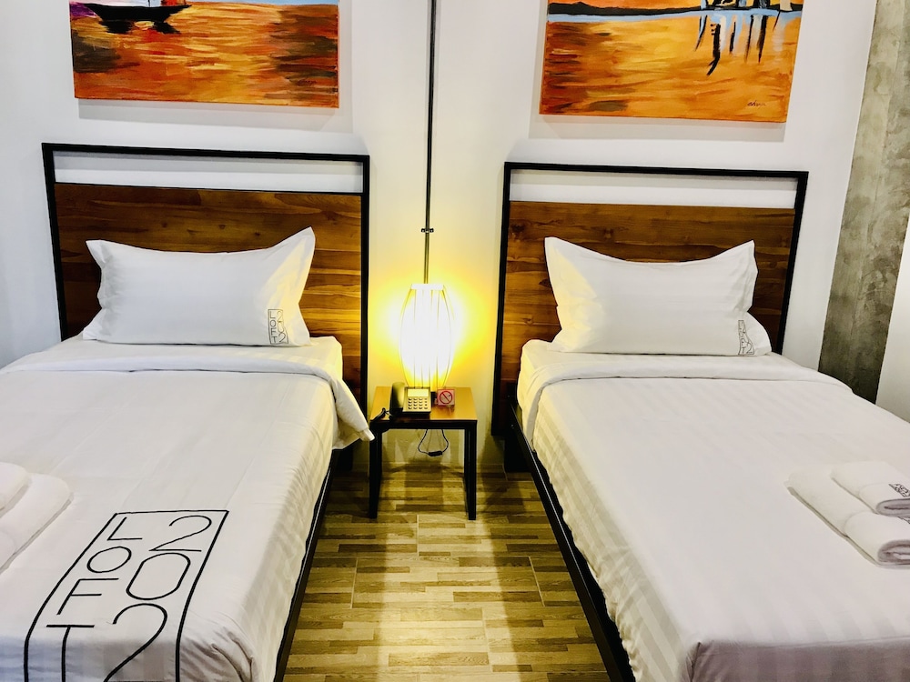 SUPERIOR, TWIN BEDS
