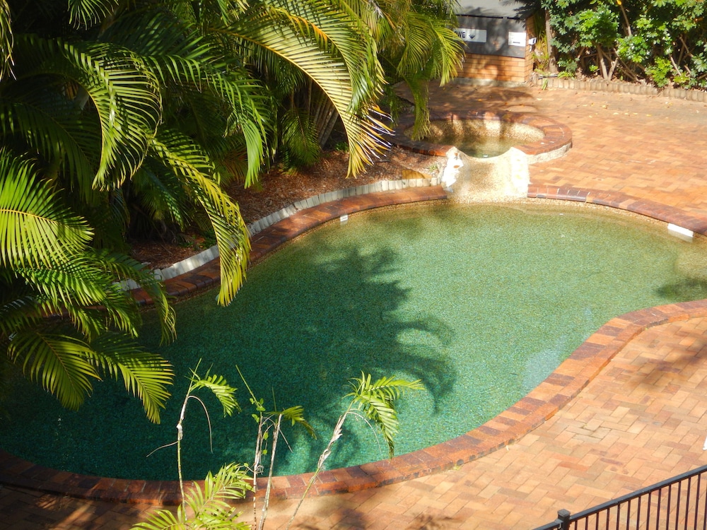 Mt Ommaney Hotel Apartments 16/21