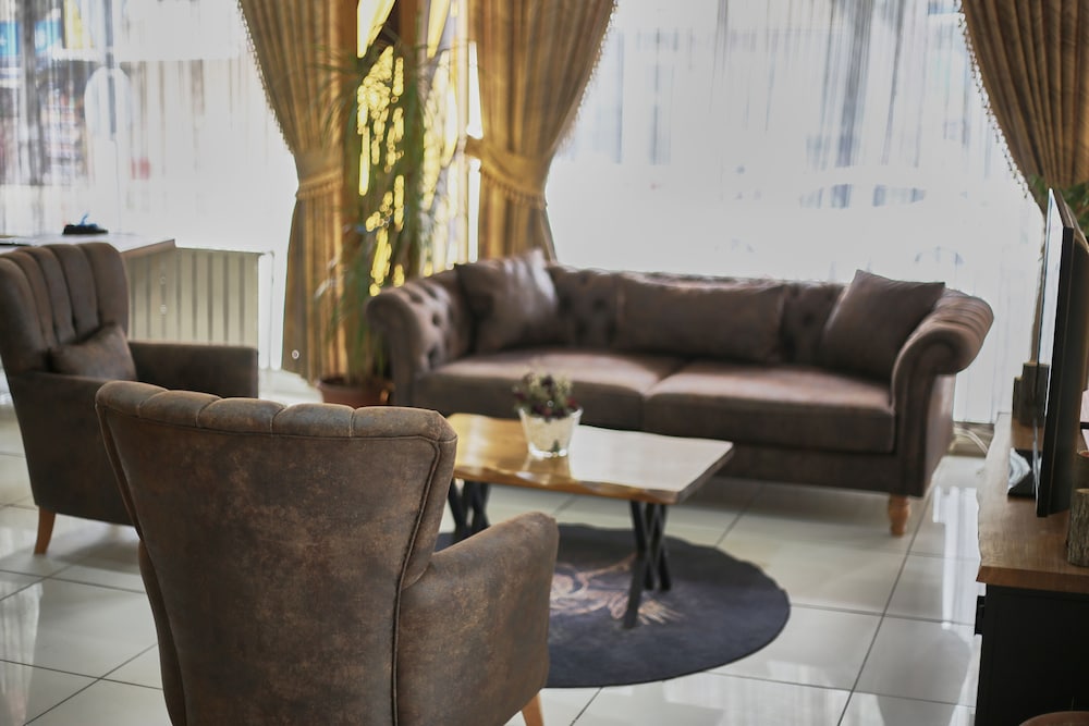 Zengin Suit Otel 33/50