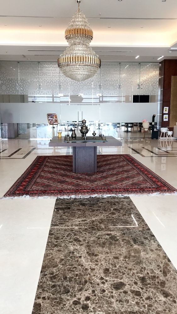 Grand Tourist Hotel 8/50