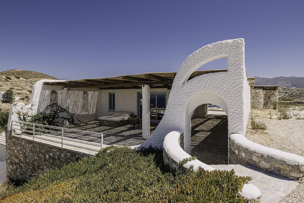 Agalia Luxury Suites 7/78