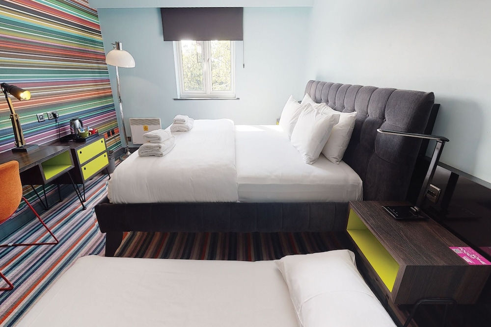 Village Urban Resort Nottingham 12/62