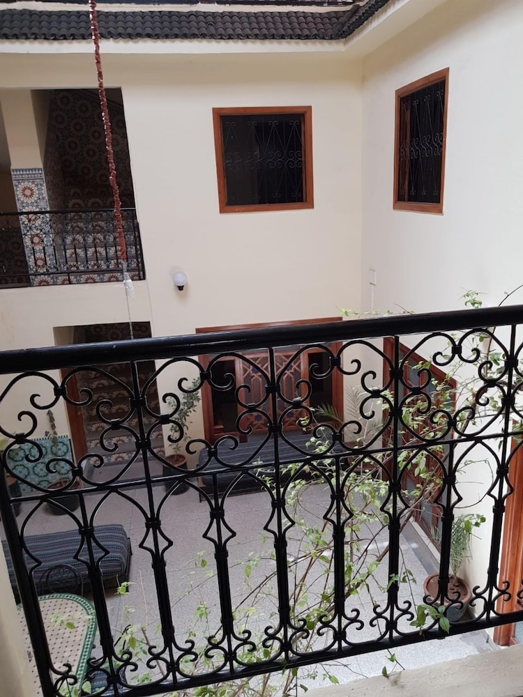HOTEL ALI 42/72