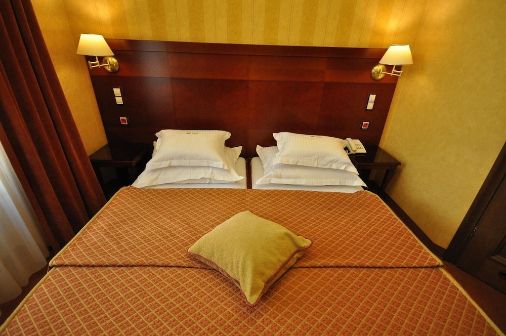 Hotel Wawel 13/60