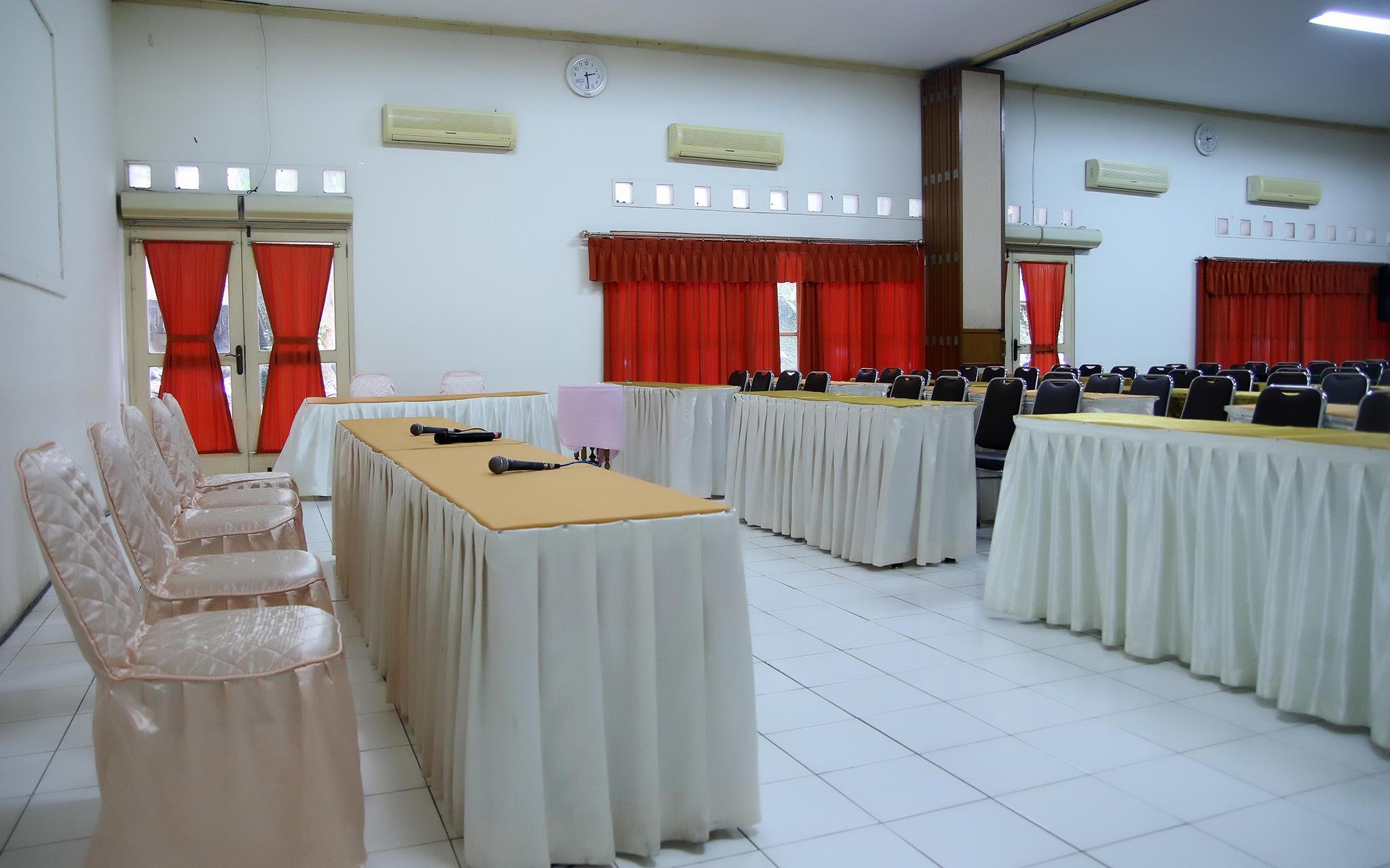 Candisari Hotel & Resto 6/28