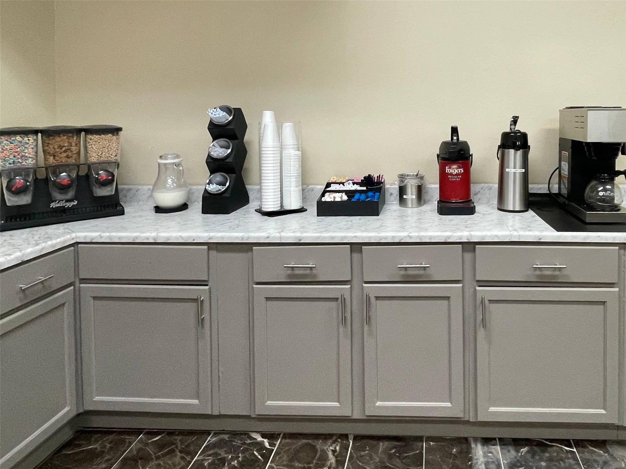 Econo Lodge Inn & Suites Sweetwater I-20 5/9