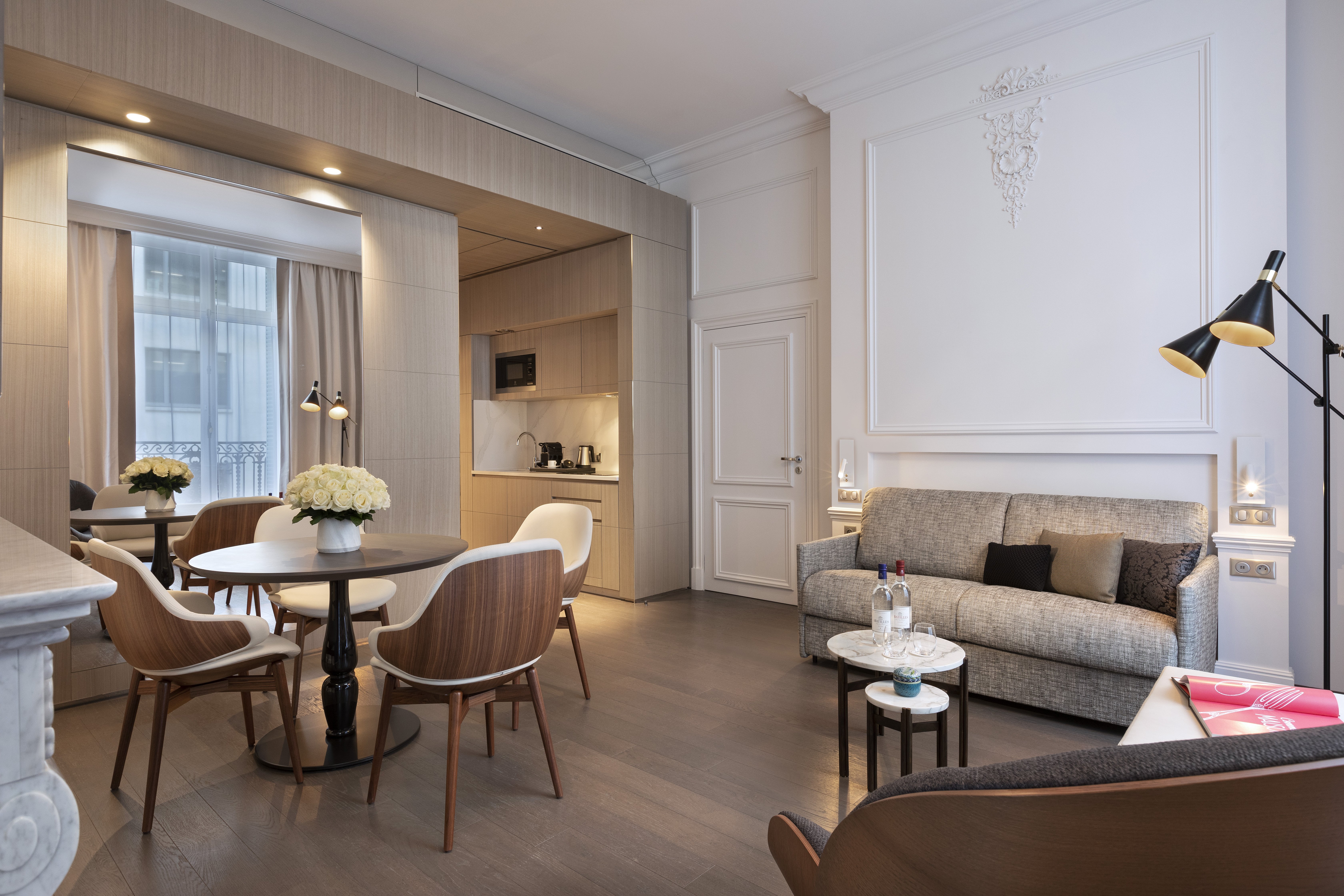 La Clef Champs-Elysees Paris By The Crest Collection 43/63