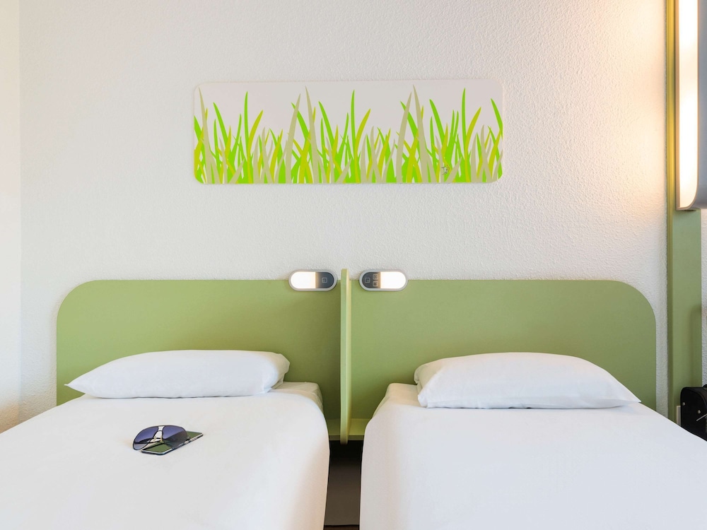 Ibis Budget Paris Porte D'aubervilliers 37/69