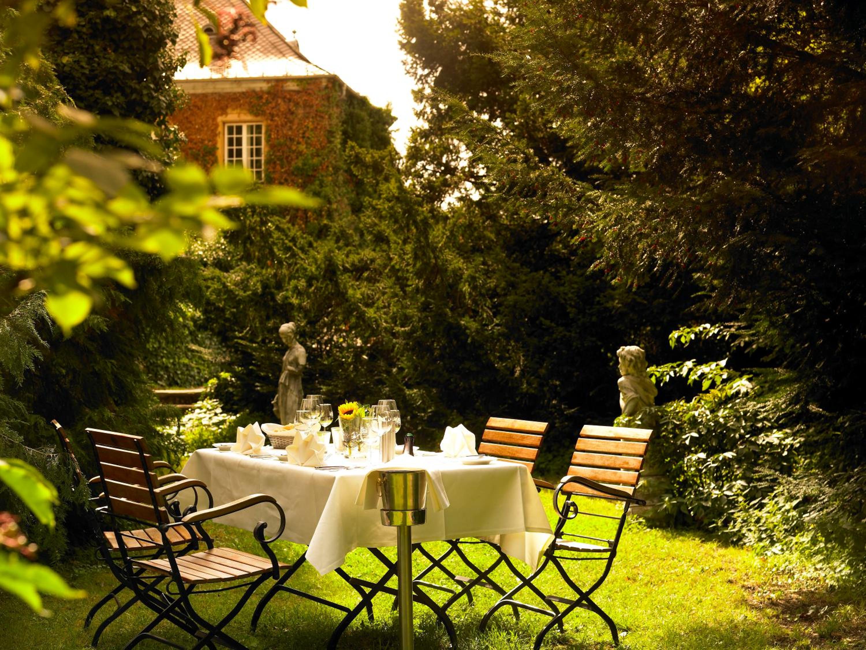 Hotel Schloss Edesheim 47/50
