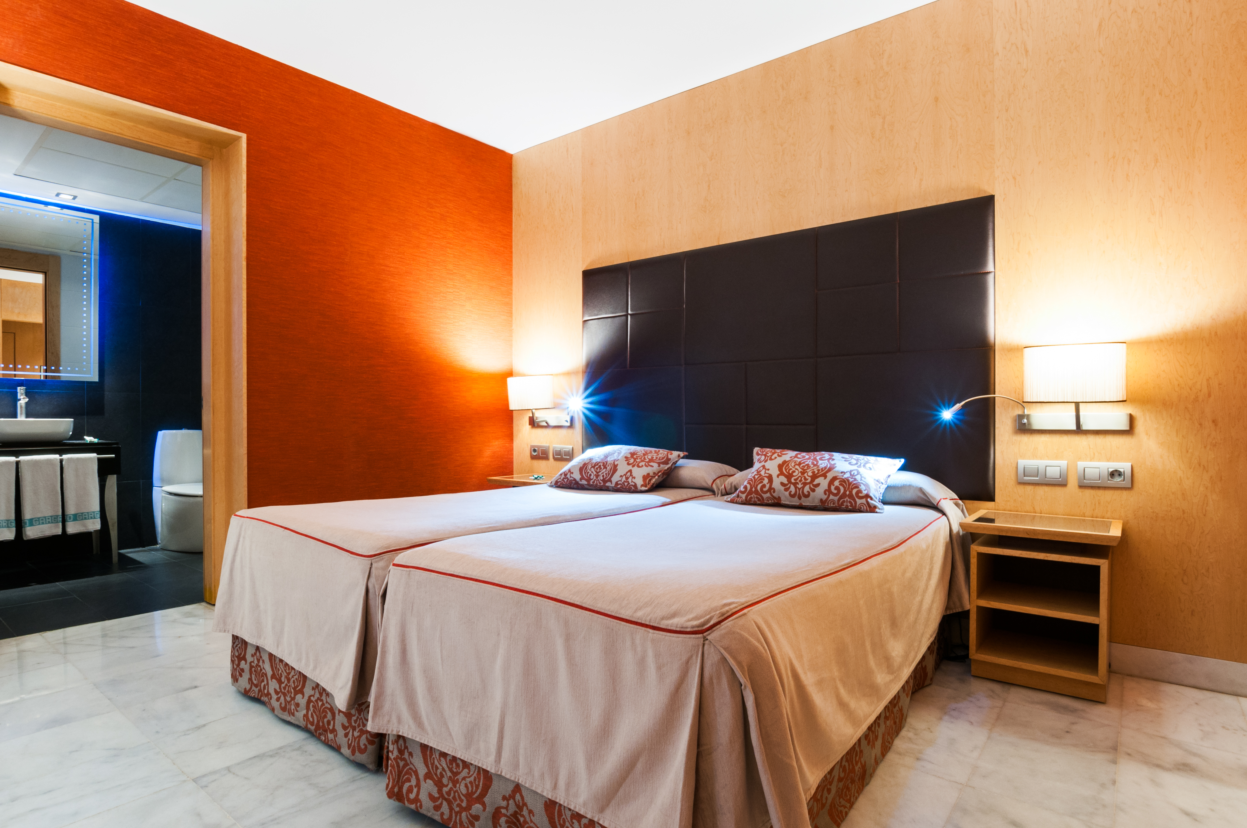 غرفة بسرير مزدوج أو سريرين منفصلين مع سرير إضافي، Medinaceli Hotel 3/10
