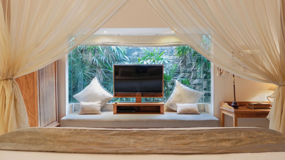 Disini Luxury Spa Villas 10/50
