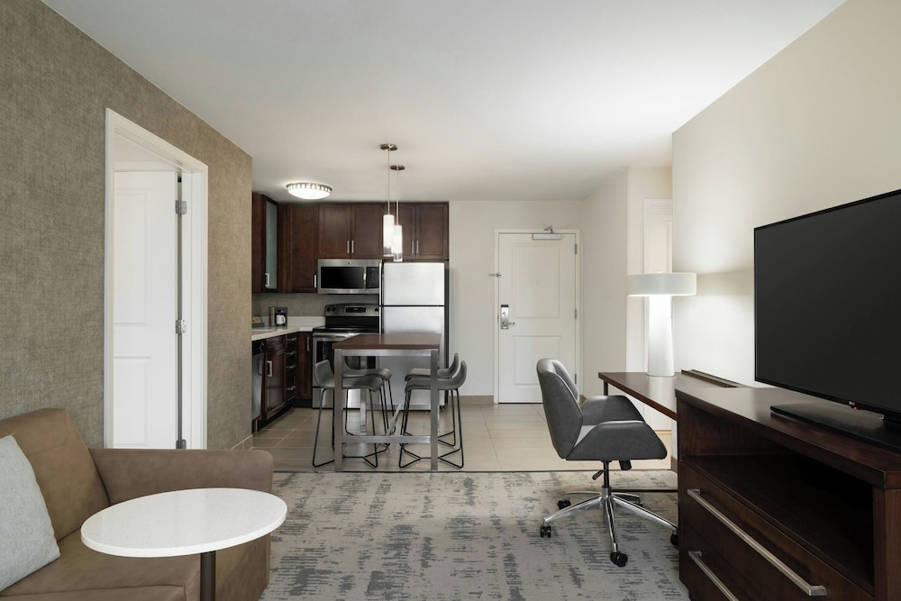 Residence Inn Des Moines Downtown 50/56