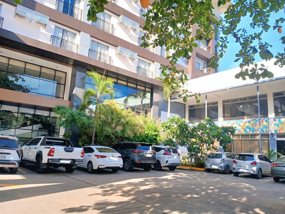 Dohera Hotel 63/69
