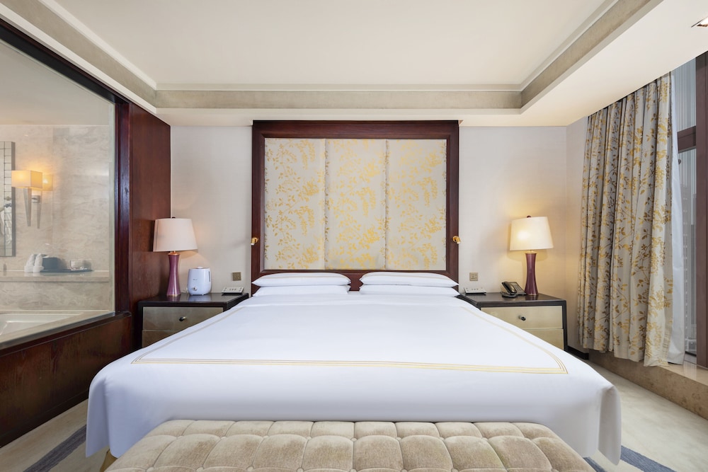 Fairmont Gold, Gold, Hollywood, Junior Suite, Twin Beds, Lounge Access