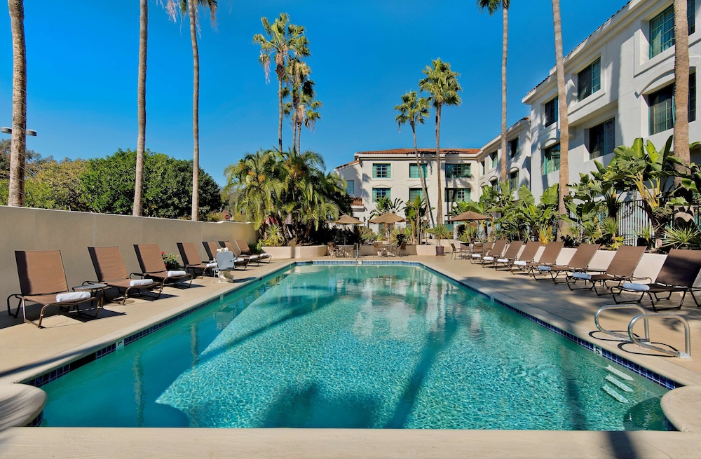 DOUBLETREE BY HILTON SAN PEDRO - PORT OF LOS ANGELES 5/65