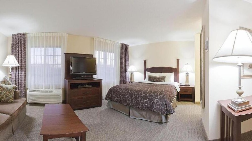 Staybridge Suites Fort Wayne 15/59