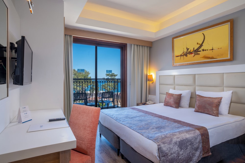 COMFORT, SEA VIEW