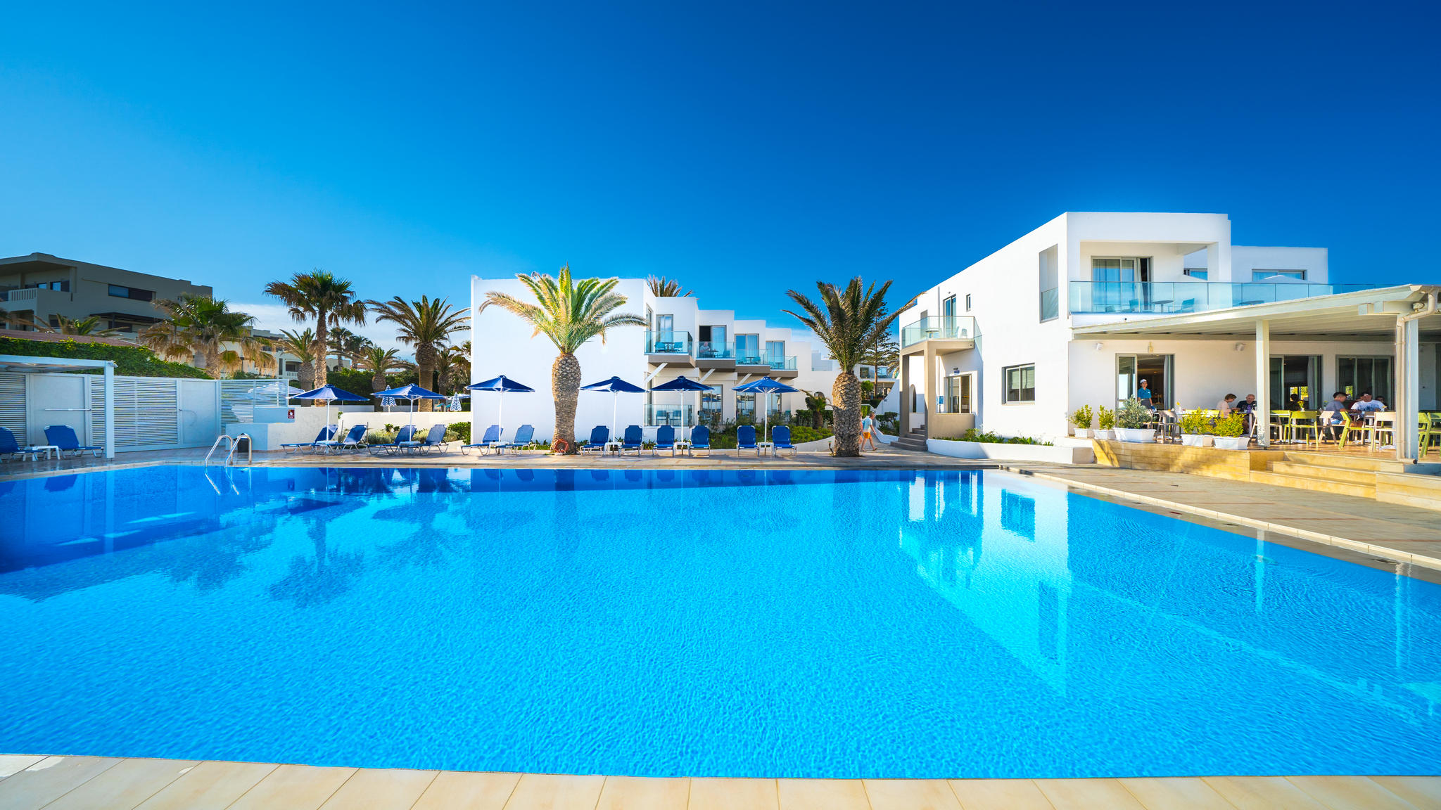 Adele Beach Hotel 7/71