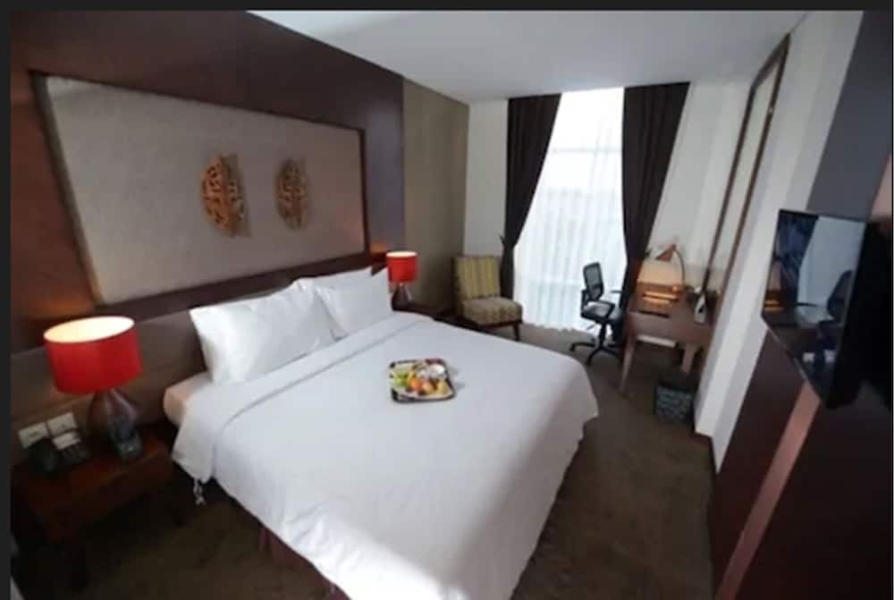 Grand Tjokro Balikpapan 11/55