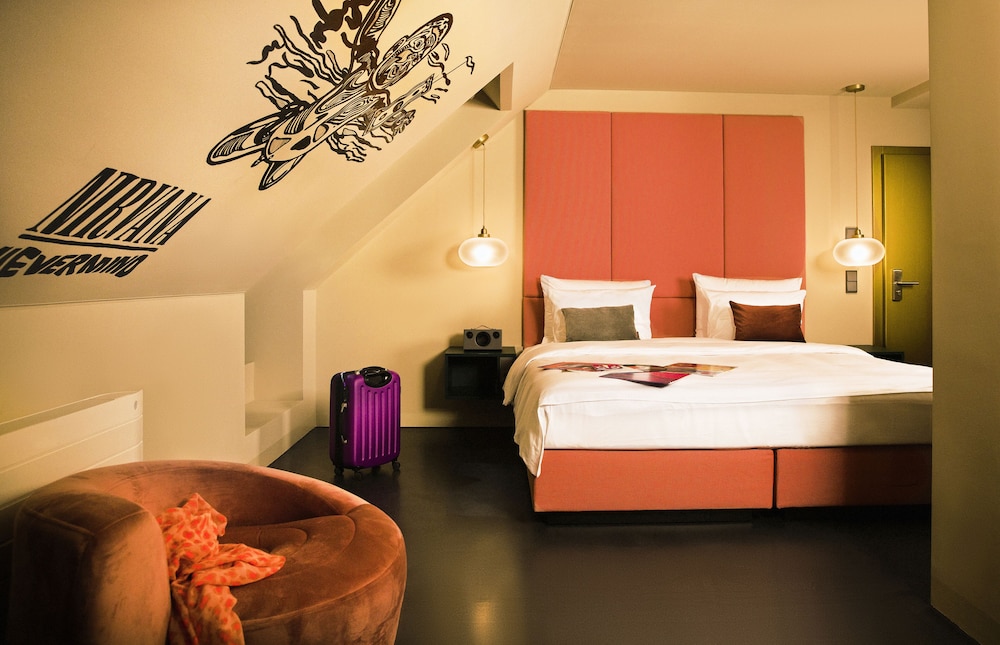 JAMS Music Hotel Munich 18/50