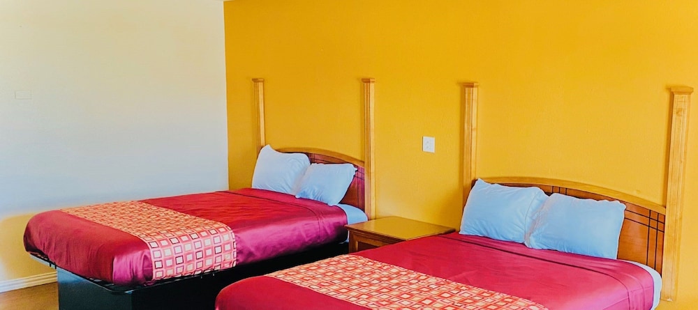 Regency Inn 18/38