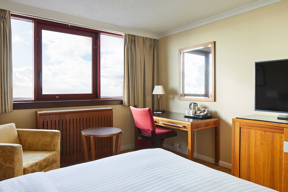 Delta Hotels by Marriott Swansea 6/21