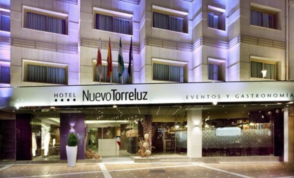 Nuevo Torreluz Hotel 1/37