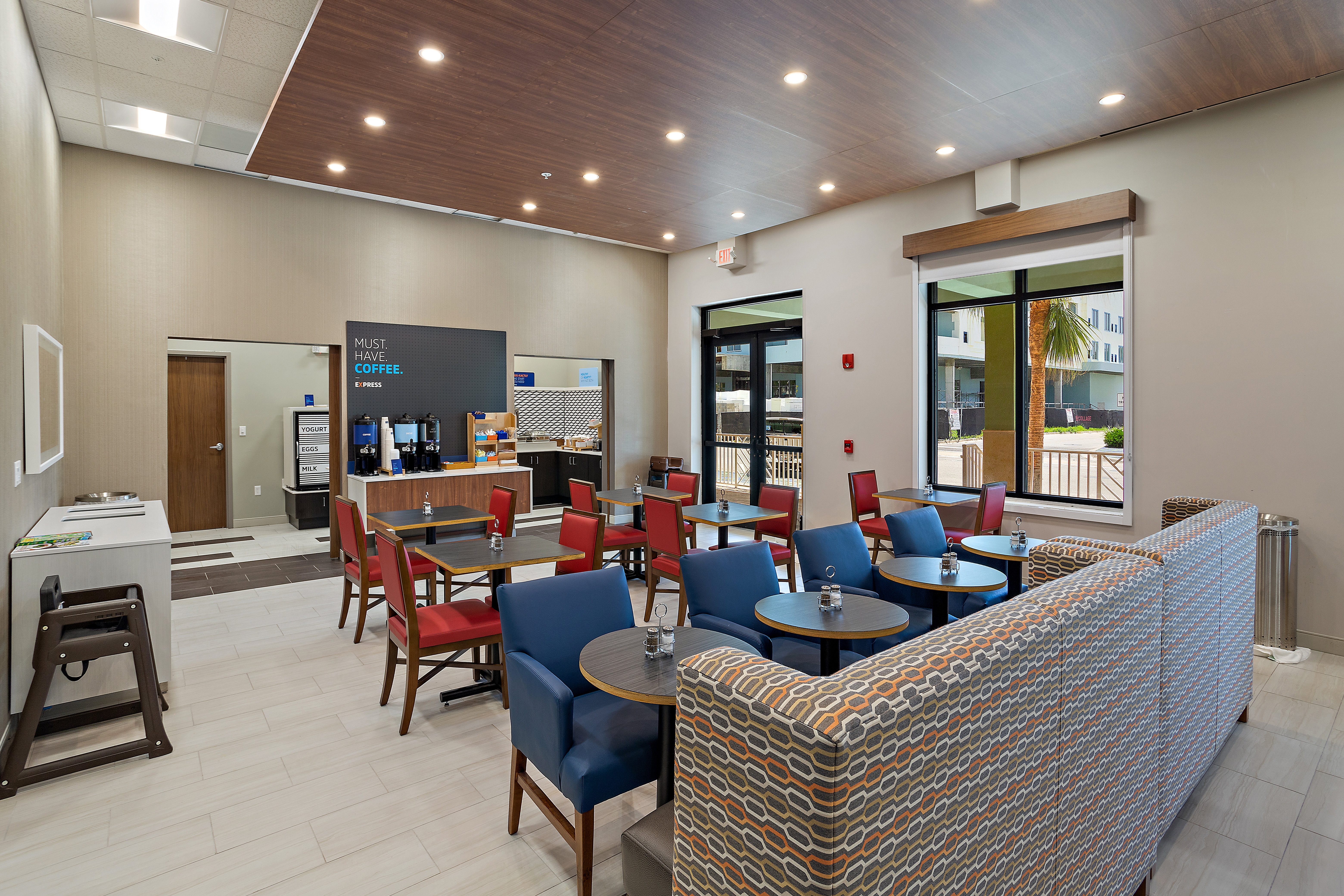 Holiday Inn Express St. Augustine - Vilano Beach 46/52