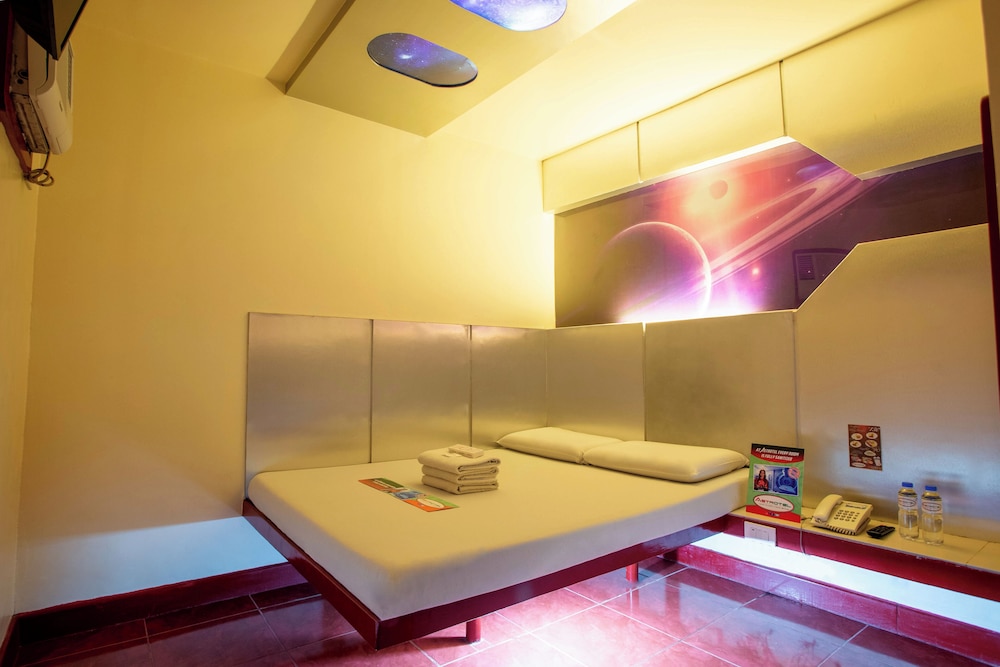 Astrotel Novaliches 28/50