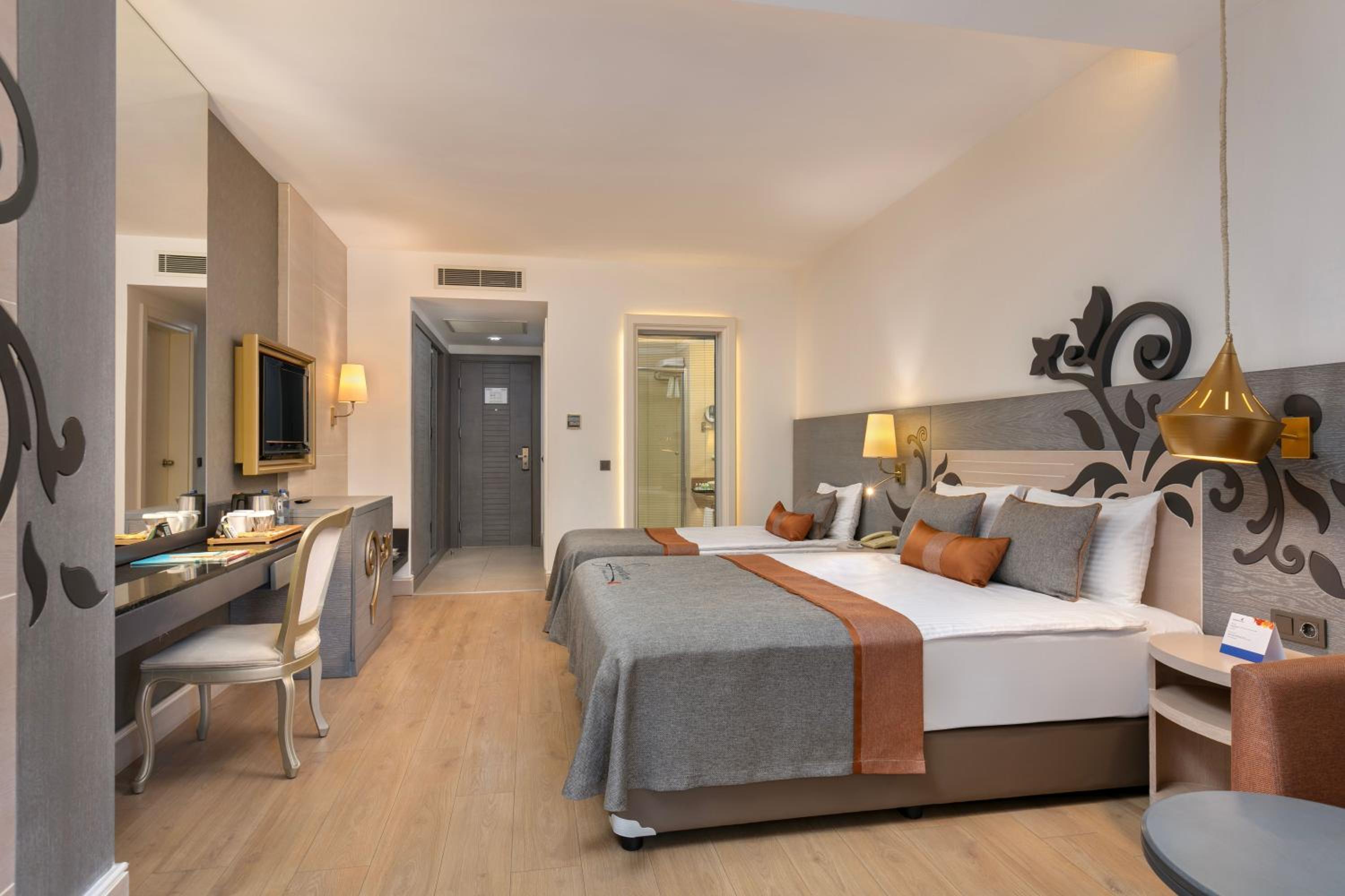 Standard, Double Bed, Land View