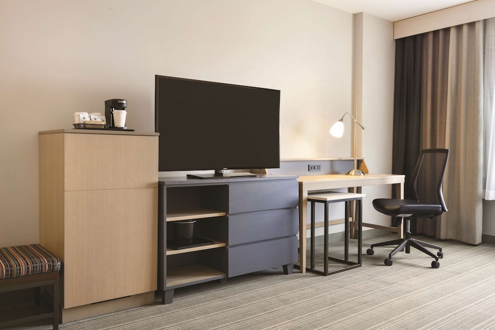 Country Inn & Suites by Radisson, Ocean City, MD 35/38