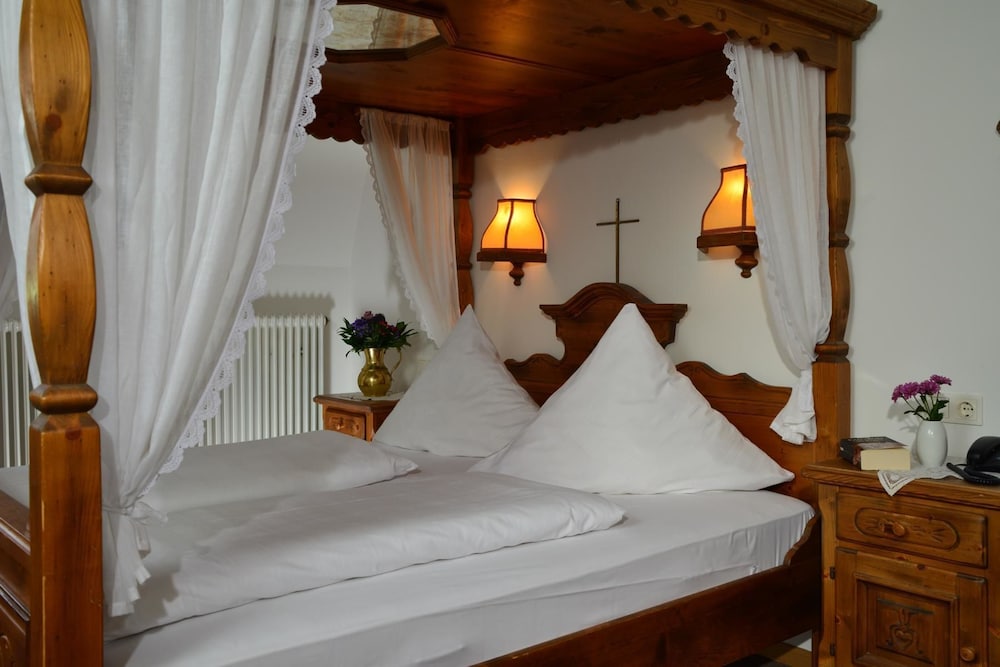 Romantica Hotel Blauer Hecht 19/57