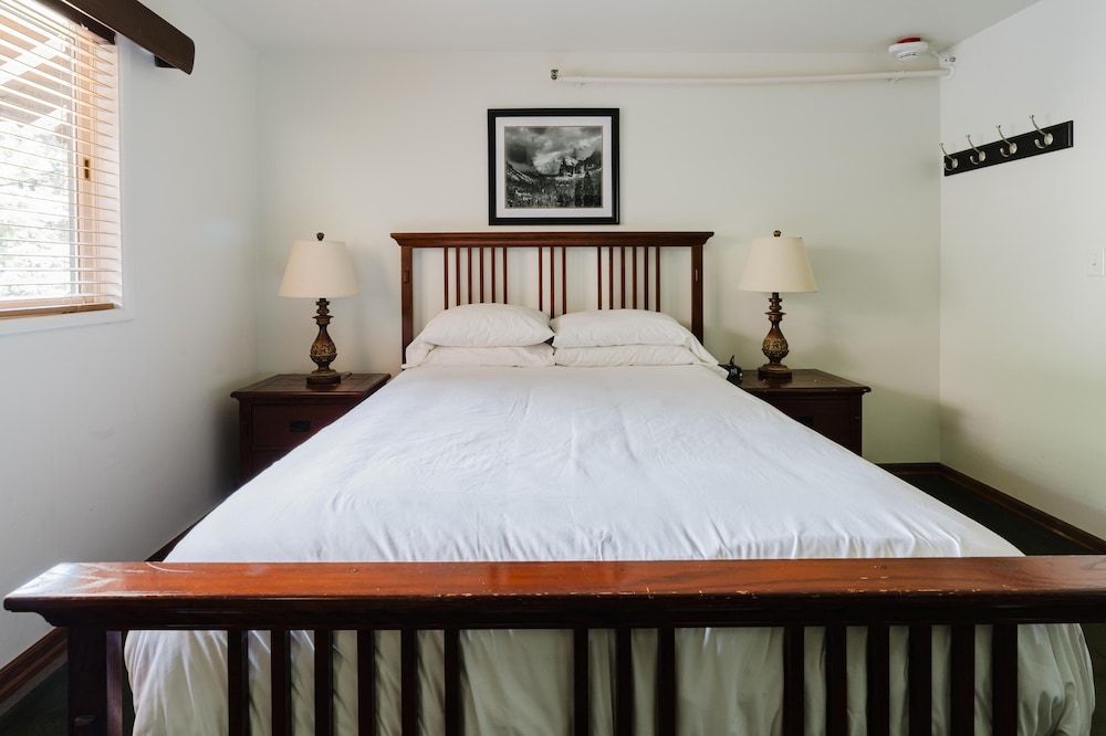Crystal Mountain Hotels 21/50
