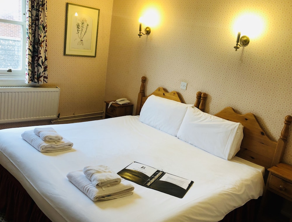 Brook Red Lion Hotel 25/49