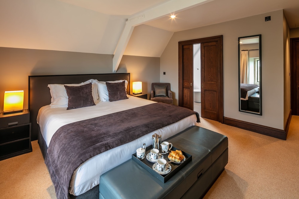 Penrhiw Hotel 10/50