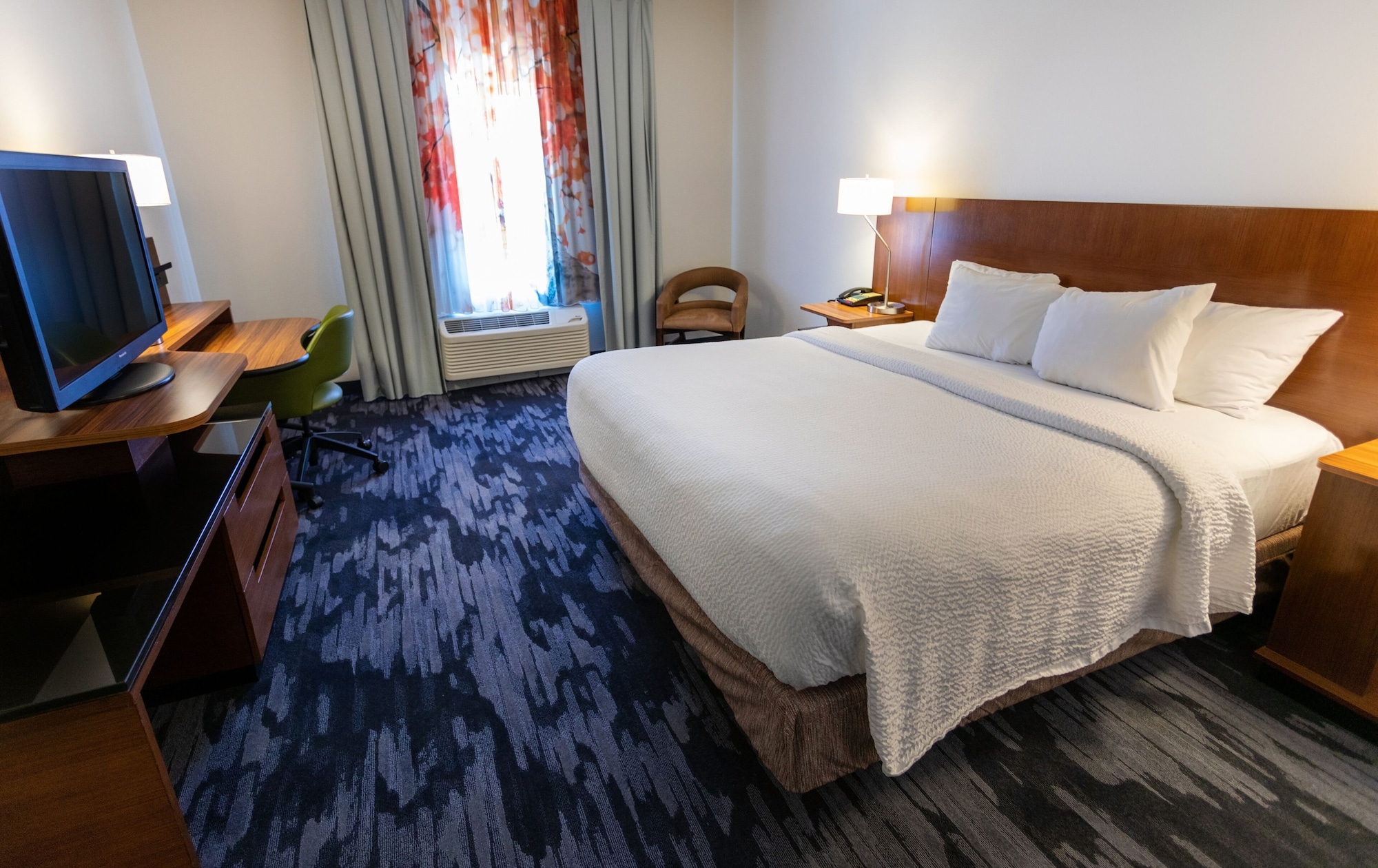 غرفة بسرير كينج، Fairfield Inn & Suites by Marriott Athens I-65 2/4