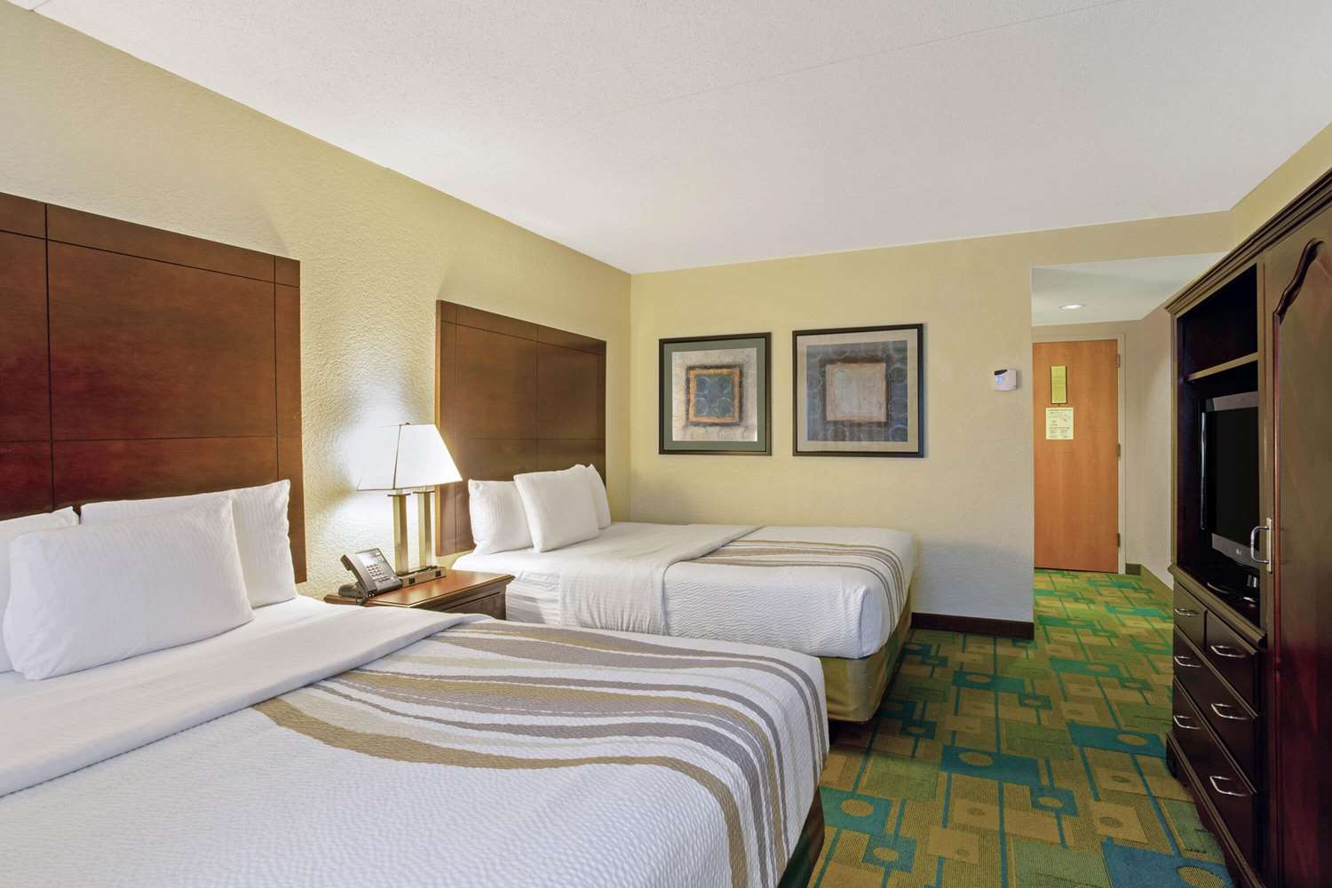 La Quinta Inn & Suites by Wyndham Boston Somerville 19/52